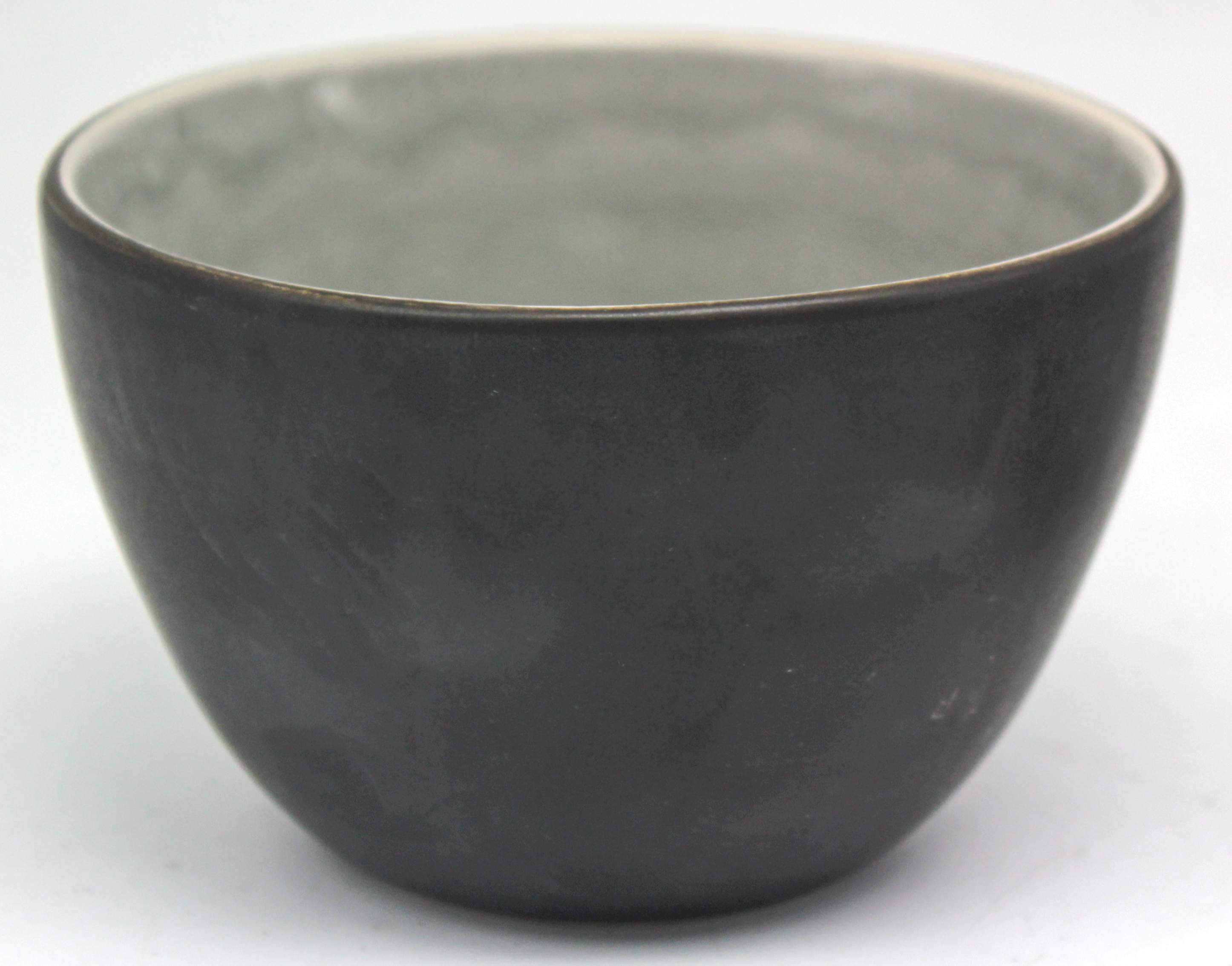 reactive dinner bowl